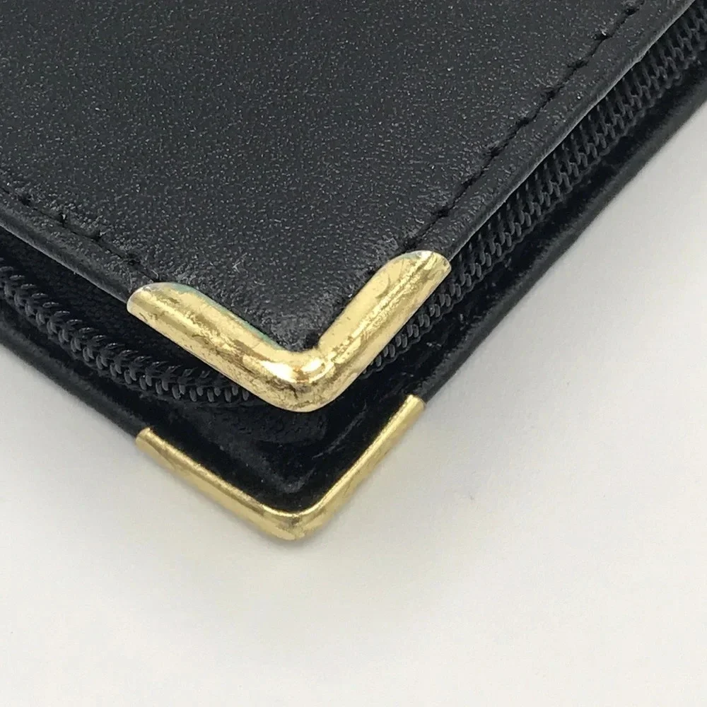 Black leather 32-card zippered credit card case
